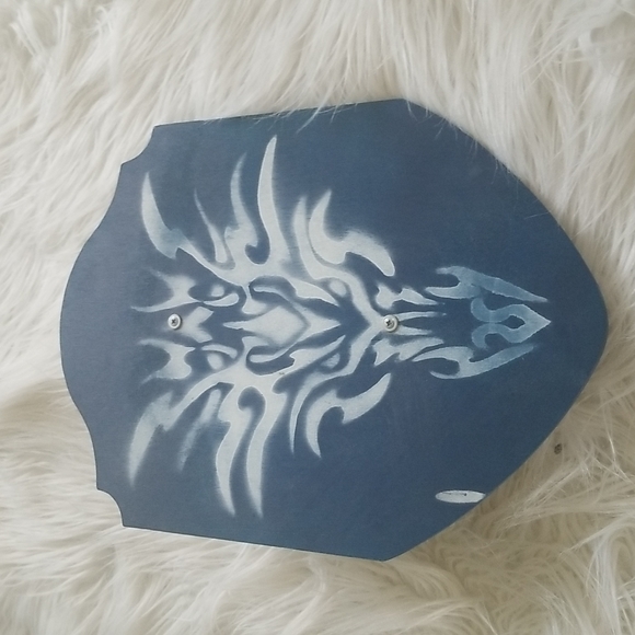 Wooden shield and sword - Picture 2 of 5